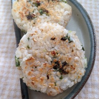 ねぎ胡麻de焼きおにぎり♪